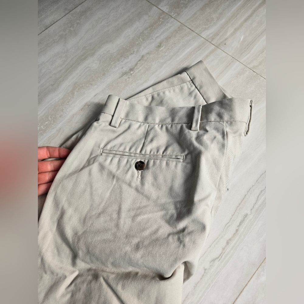 Amazon Essentials 34×30 Pant - Picture 2 of 4